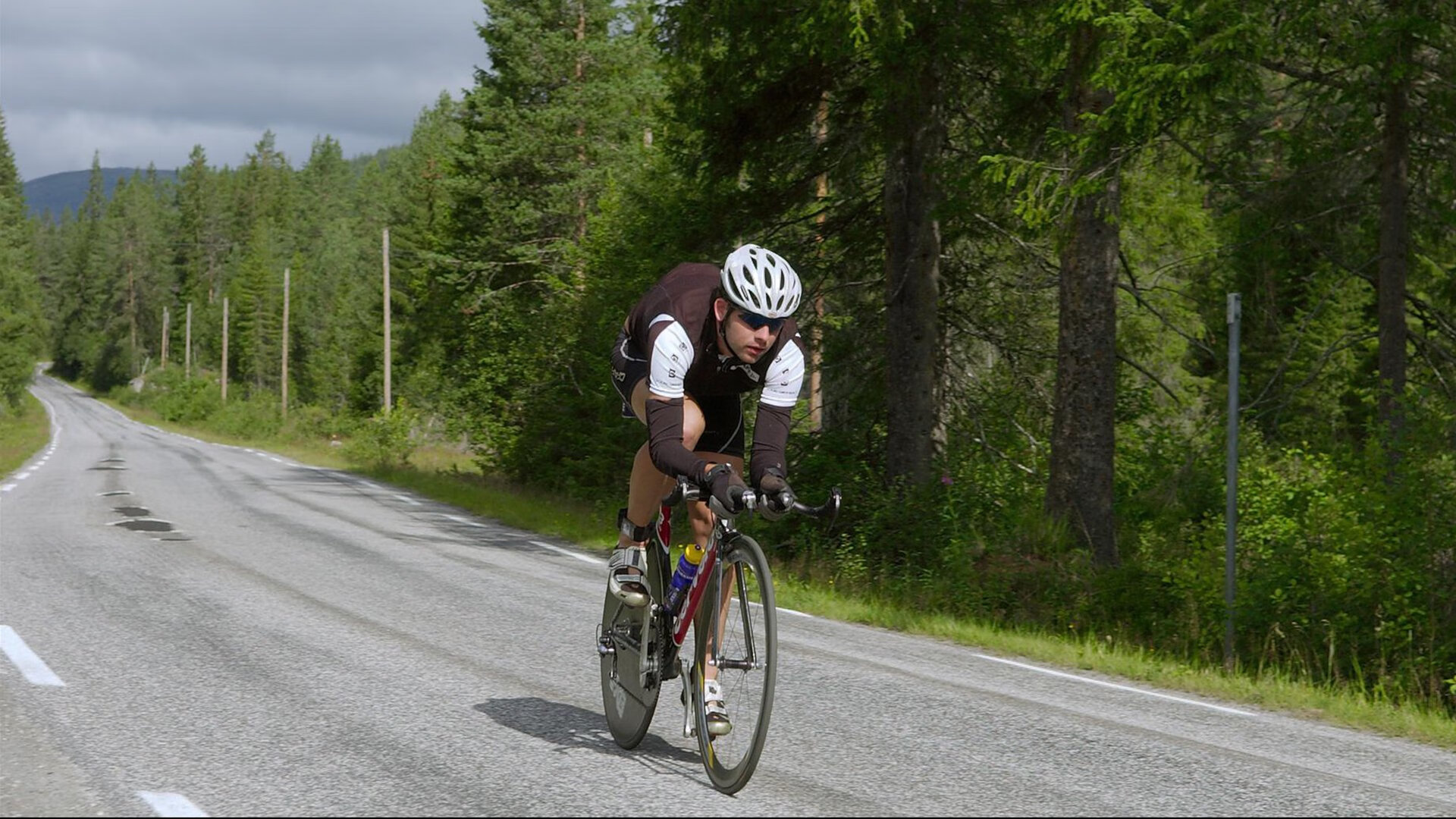 未来联盟：沉浸式虚拟比赛让你“身临其境”